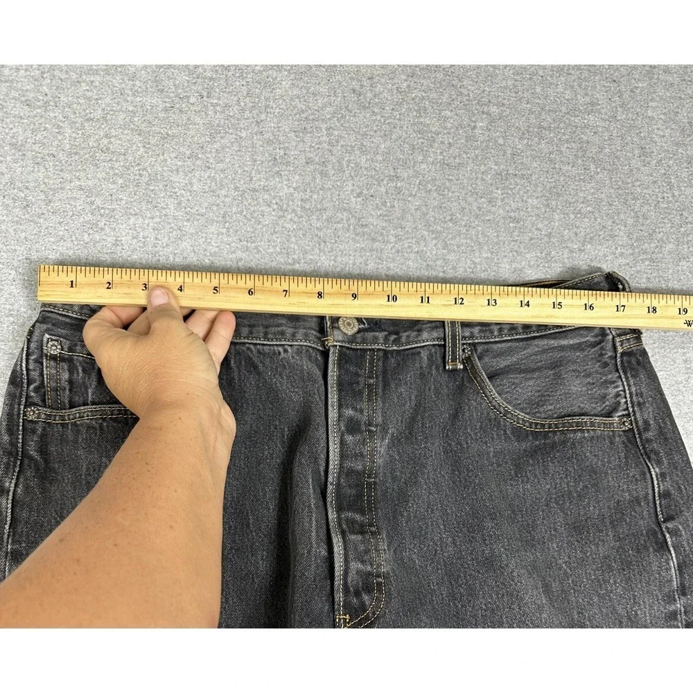 Levis 501 Jean 36x32 Charcoal Black‎ Wallet Fade Button Fly Cotton Y2K